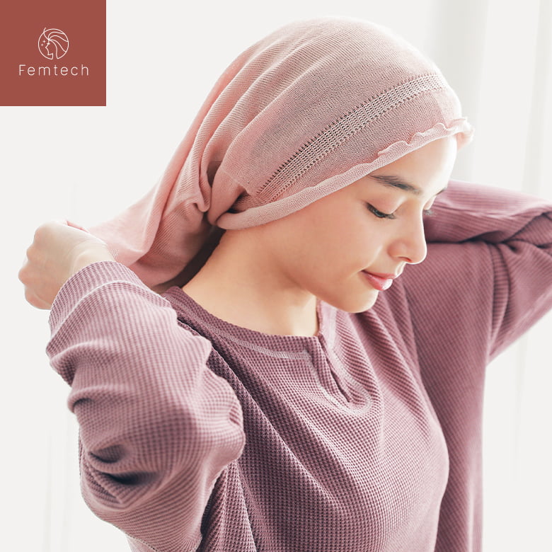 髪をやさしくつつむナイトヘアマスク